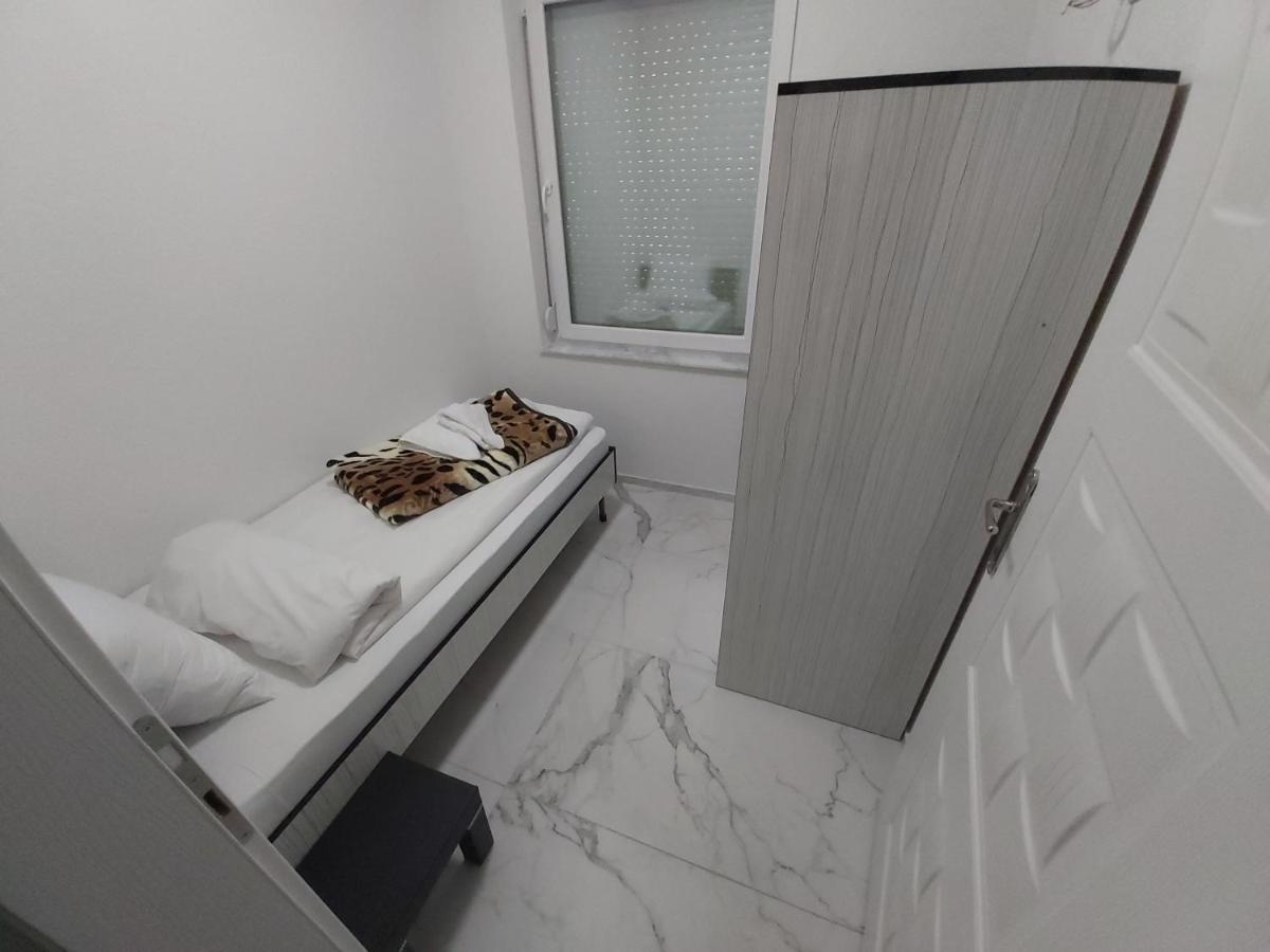 Xxl Apartments City Centar 1 بيتولا المظهر الخارجي الصورة