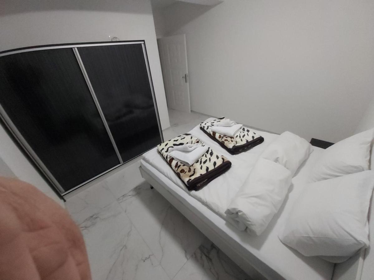Xxl Apartments City Centar 1 بيتولا المظهر الخارجي الصورة